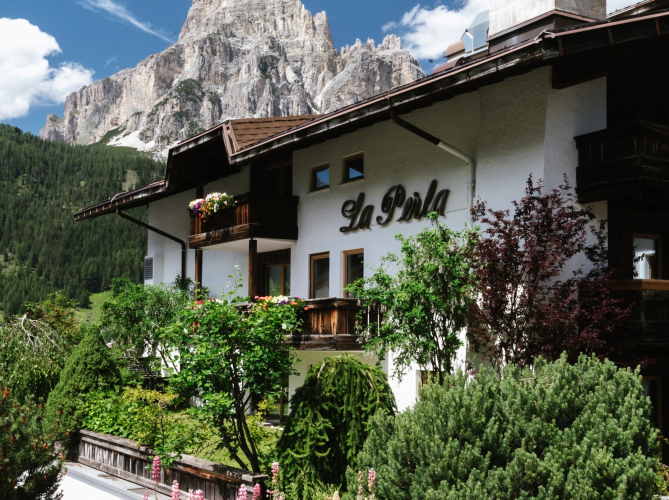 La Perla Corvara esterno La Perla Corvara esterno